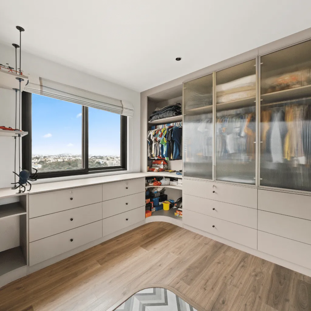 Modular Wardrobe Solutions in Gurgaon
